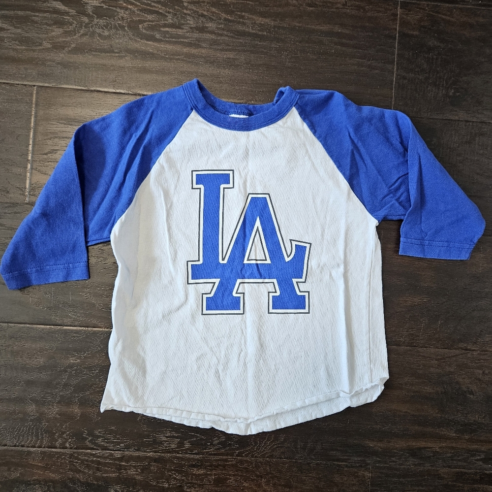 Los Angeles Dodgers 3/4 Raglan Sleeve "LA" Baseball Tee, Unisex Youth Size M